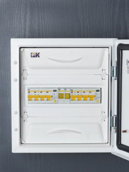 Лампа сигнальная ЛС-47 желт. IEK MLS10-230-K05
